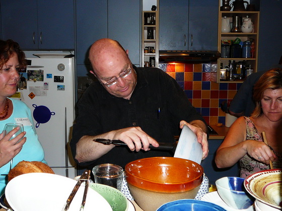 Kurma cooking with pottery